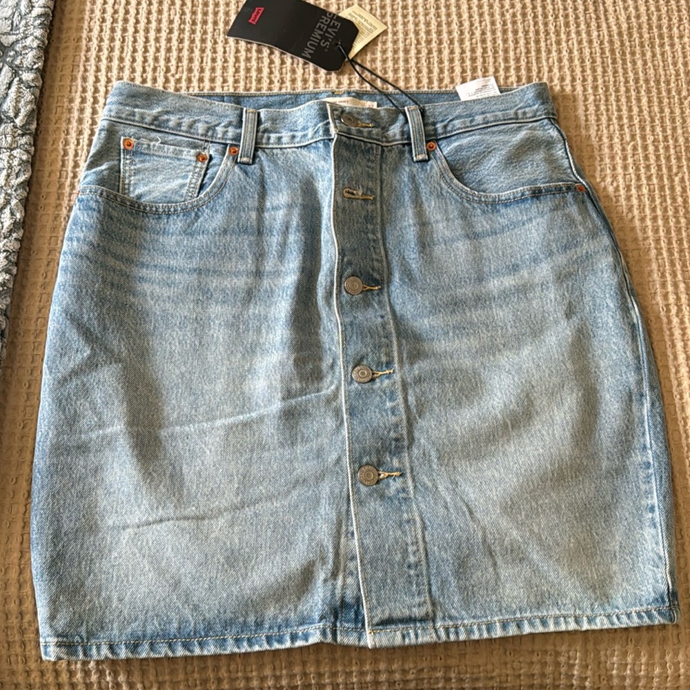Pencil button-down skirt!